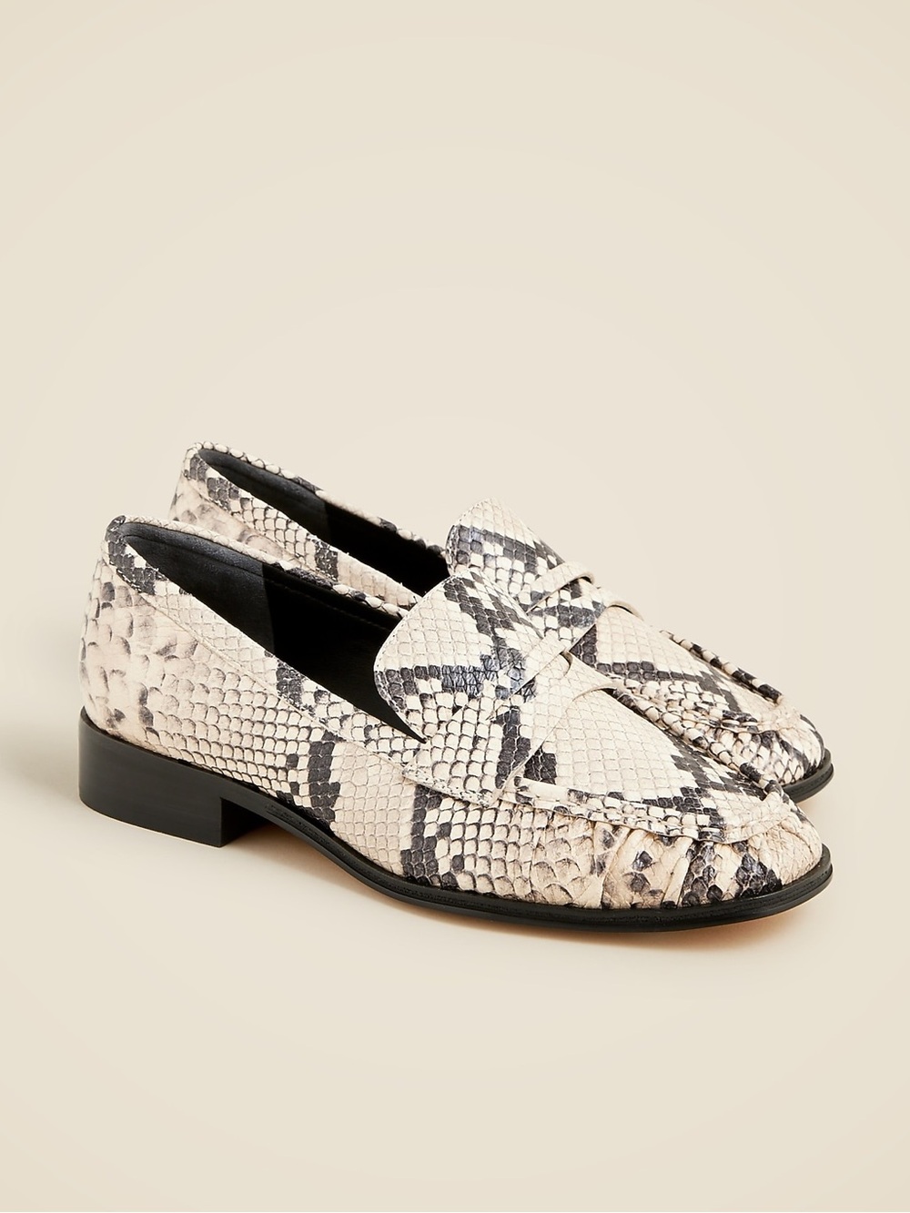 J Crew Sz 8 Maison ruched loafers in snake-embossed Italian leather. Great cond